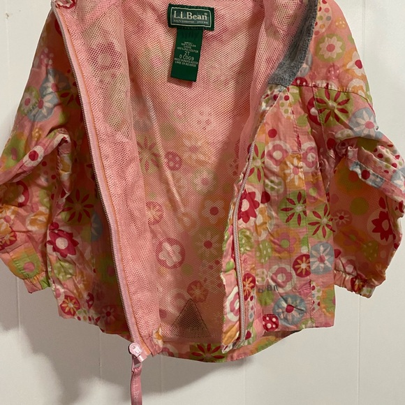 L.L. Bean Kids Floral Lightweight Waterproof Jacket Girls 2T - Picture 3 of 5